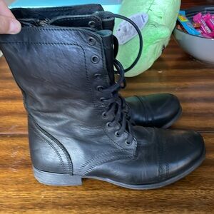 Women’s Steve Madden Lace up Boots